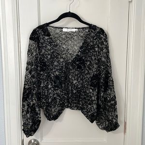 ASTR the label crop black top